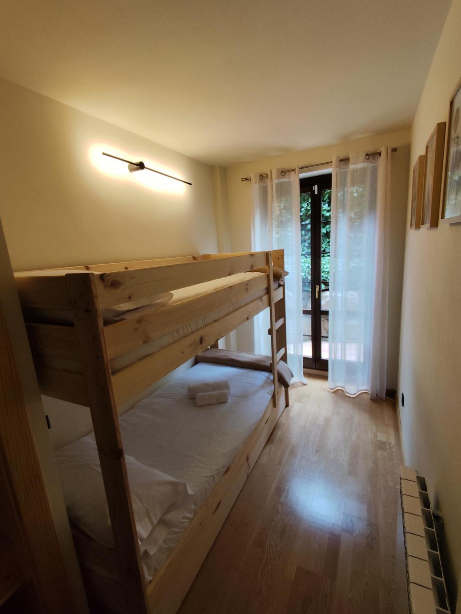 Apartmán Duplex En Valencia D'Aneu Exteriér fotografie
